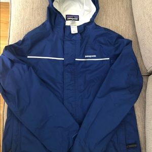 Patagonia boys raincoat